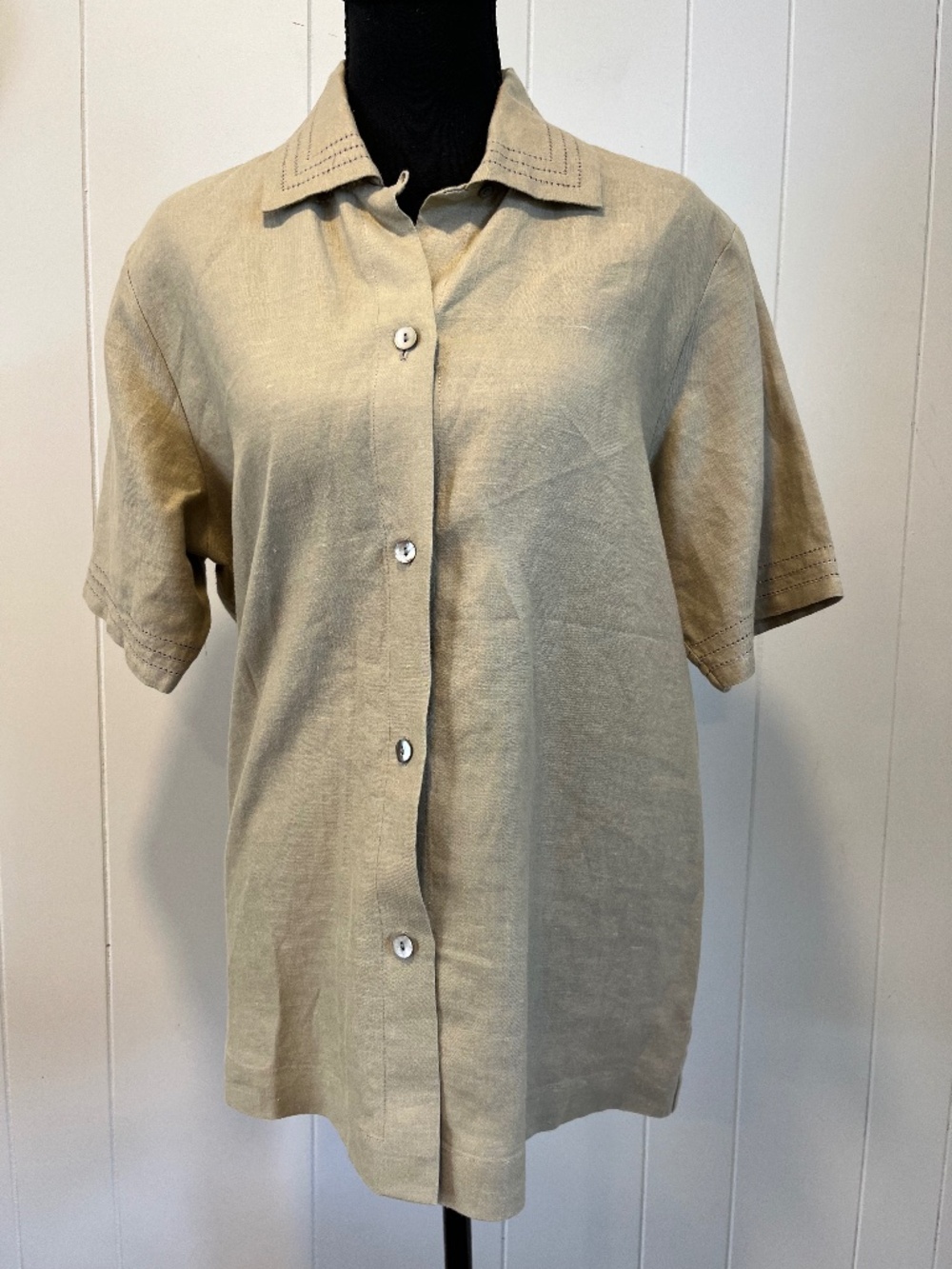 VTG Valerie Stevens 100% Linen sz 10 Button Up Short Sleeve Shirt Natural Fiber
